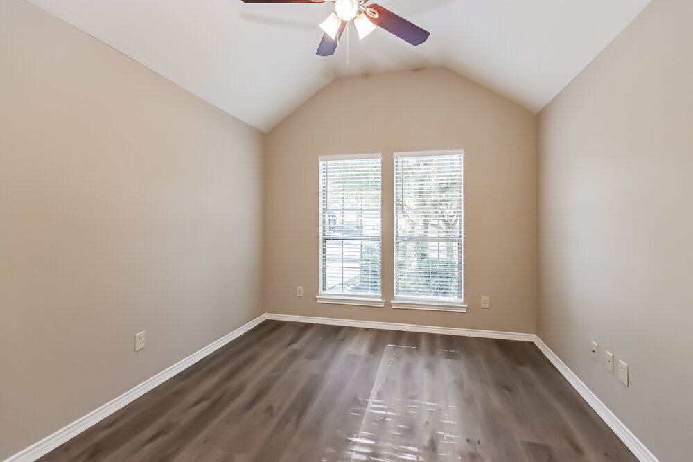 Building Photo - 13323 Lake Passage Ln