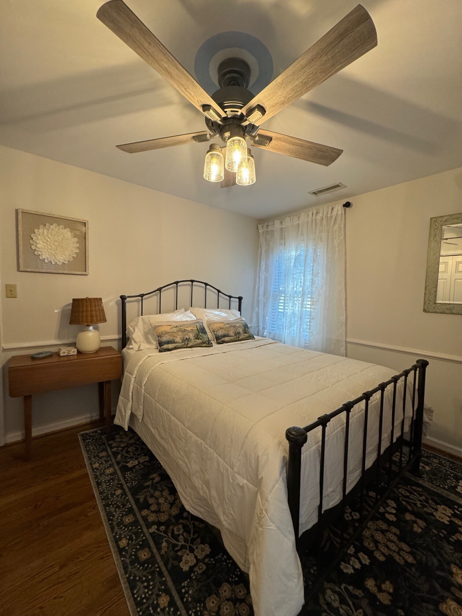 Guest Bedroom - 3912 Faculty Dr