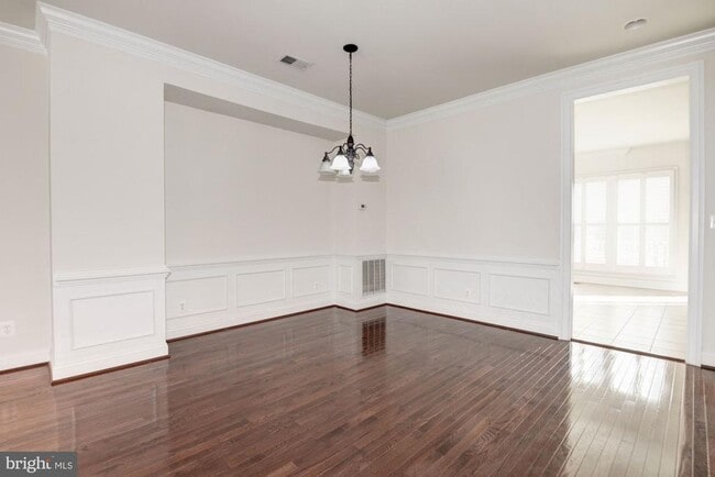 Building Photo - 25442 Hopton House Terrace