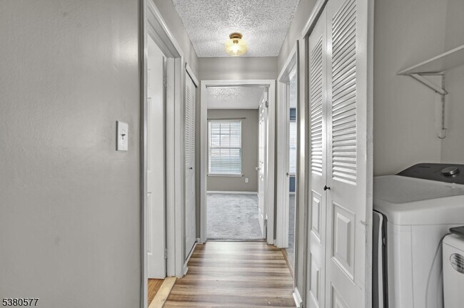 Building Photo - 94 13th Ave