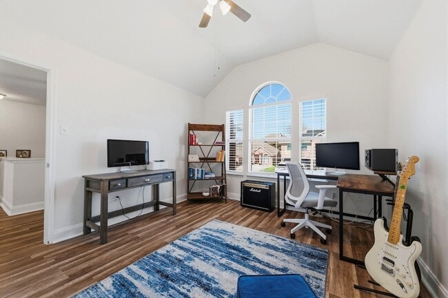 Building Photo - 4943 Sunset Ridge Dr