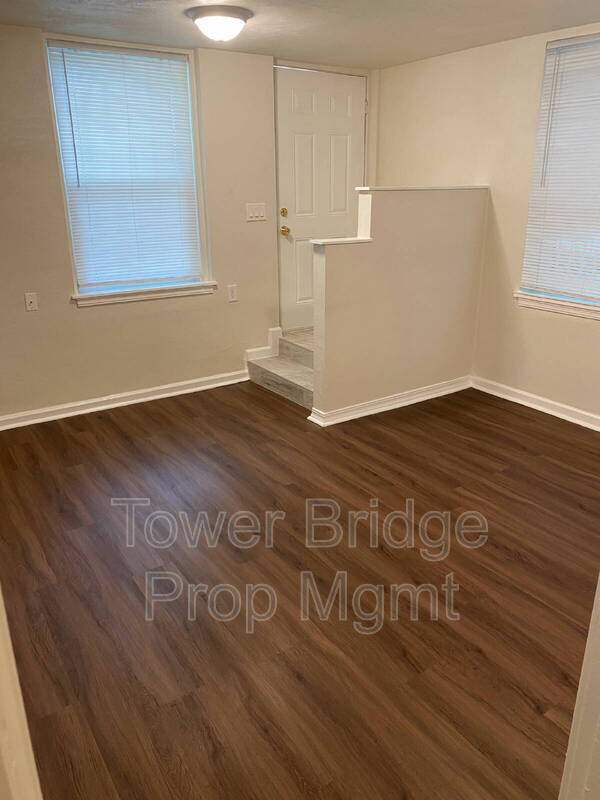Building Photo - 716 14th St
