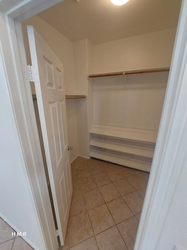 Building Photo - Stunning Two-Story Home with 4 Bedrooms an...