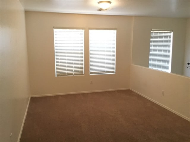 Building Photo - 18541 W Valerie Dr