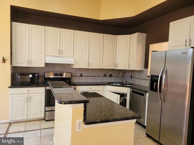 Building Photo - 13231 Copper Cove Way