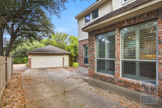Building Photo - 6624 Nusser Ln