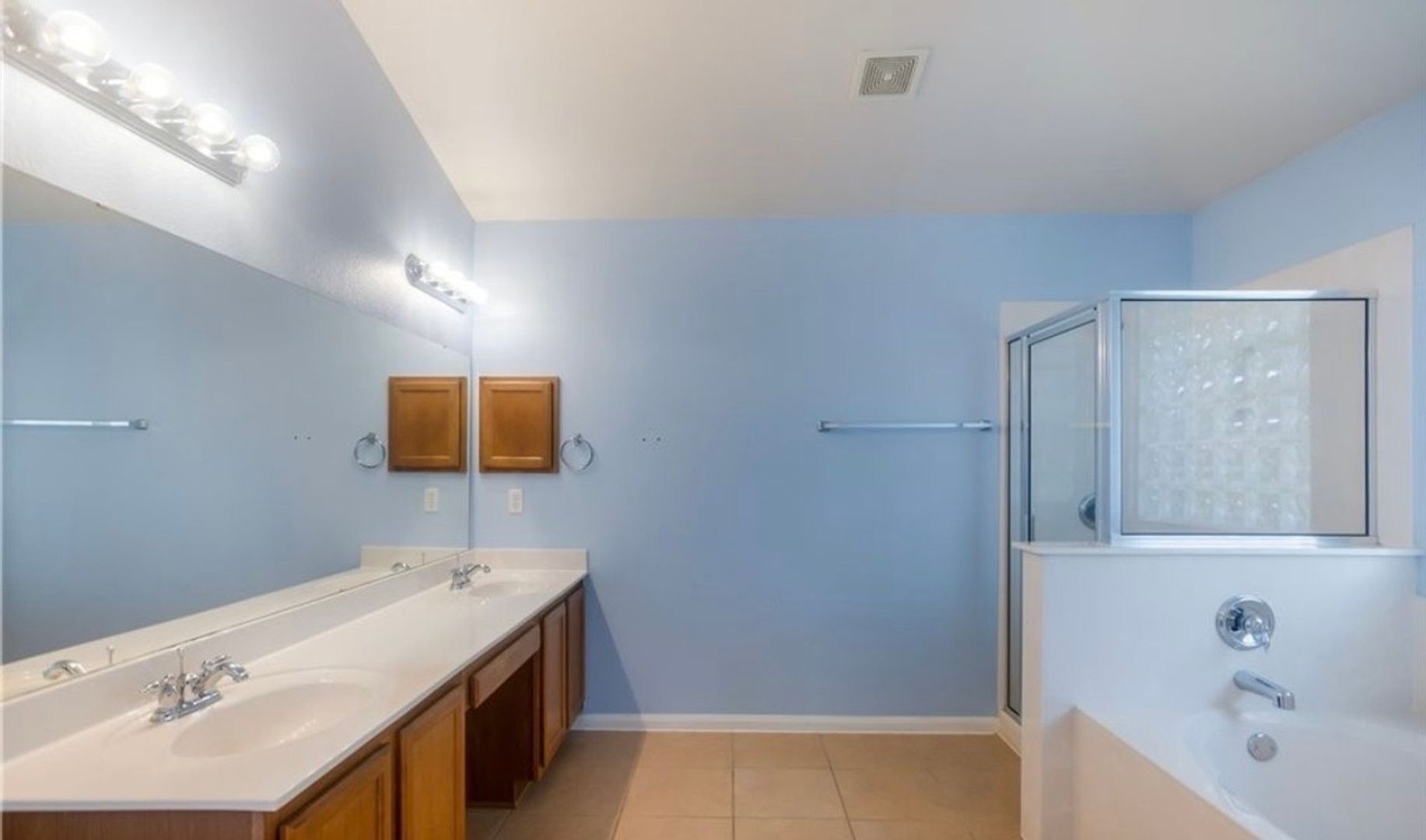 Building Photo - 308 Ponderosa Dr