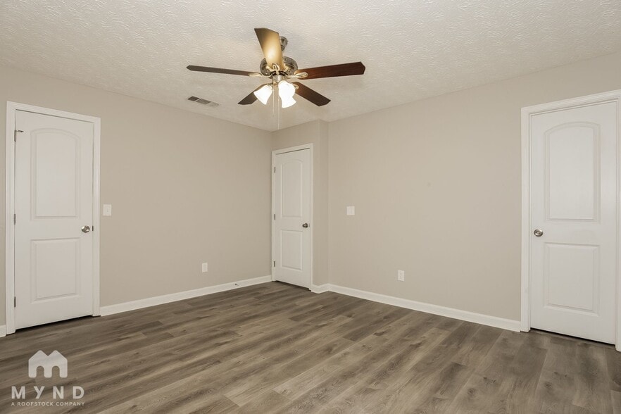 Building Photo - 10314 Wisteria Ln