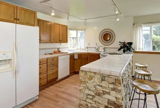 Building Photo - 4-Bedroom Sunlit filled Home on large lot, in desirable Aptos neighborhood with Panoramic Ocean V...