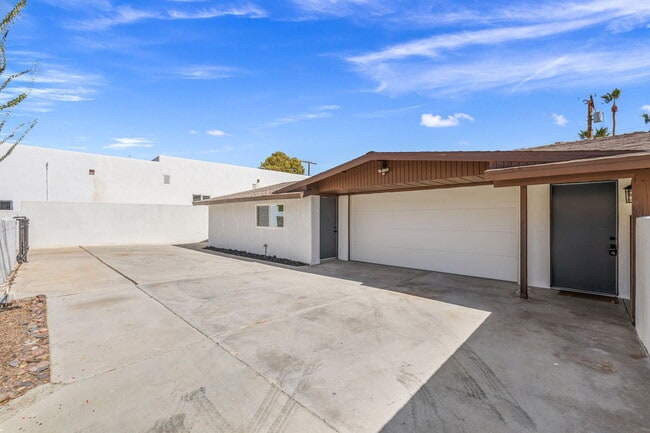 Building Photo - 51480 Avenida Obregon