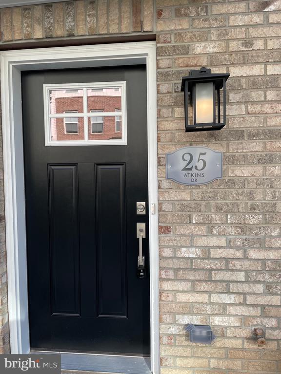 Building Photo - 25 Atkins Dr