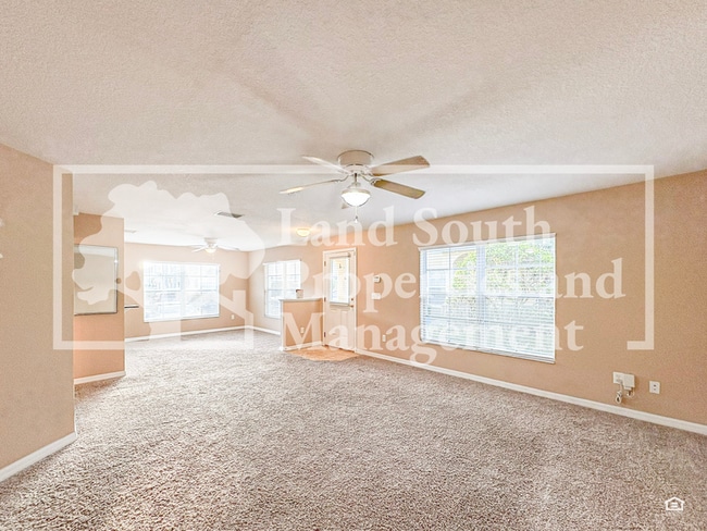 Building Photo - 5432 River Rock Rd