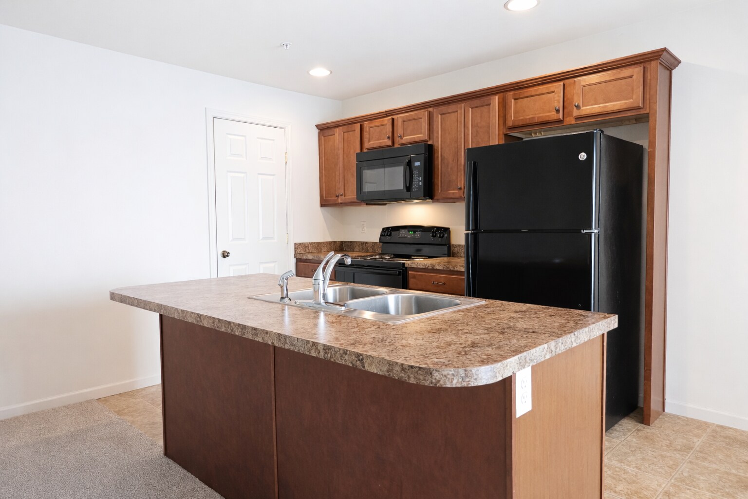 Building Photo - 108 Linda Sue Ln