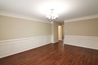 Building Photo - Spacious 4-Bedroom Home with Fireplace in Fayetteville, NC - A Must-See Rental Property!