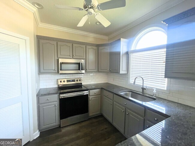 Building Photo - 107 Kathryne Bailey Dr