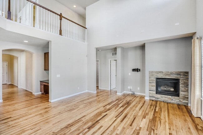 Building Photo - Bright, Seamless Living in Longmont’s Premier School District