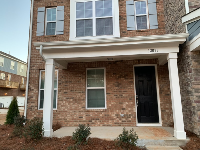 Building Photo - 12031Remarque Hill Rd