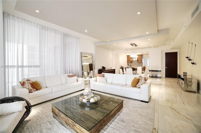 Building Photo - 9705 Collins Ave