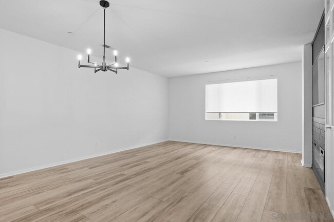Building Photo - 5212 Beachfront Cove
