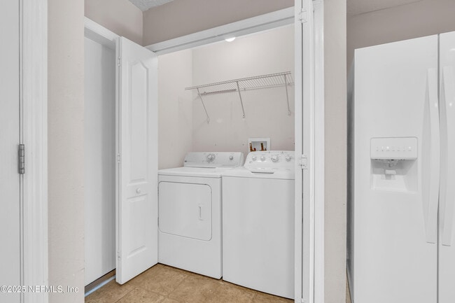 Building Photo - 415 Cabernet Pl