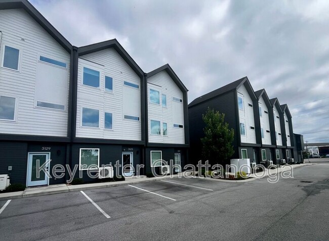 Primary Photo - 3125 Riverwalk Parkway