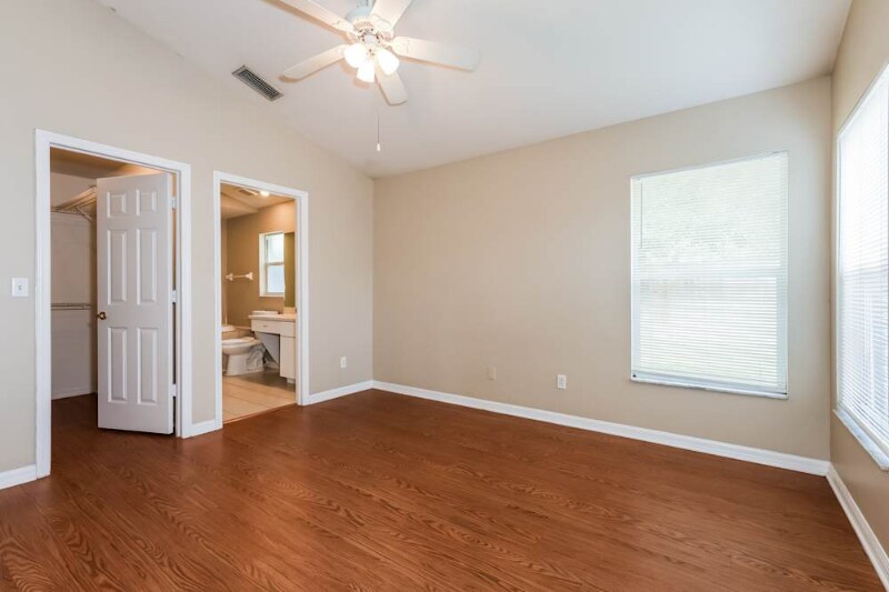 Building Photo - 10926 Brucehaven Dr