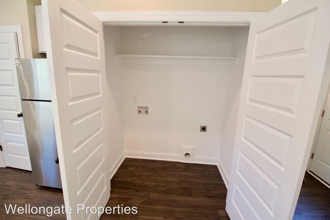 Building Photo - 2 br, 2 bath House - 532 B Amerson Court