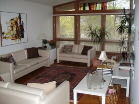 Building Photo - The Mayflower Apartments