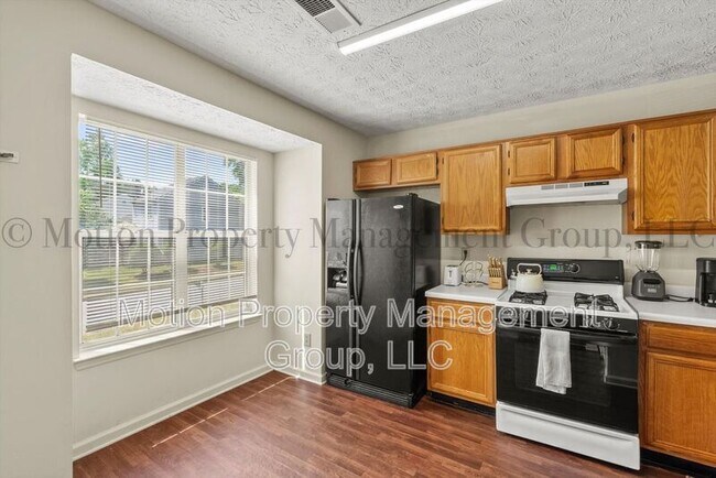 Building Photo - 6426 Charter Way