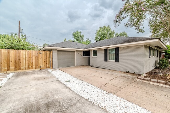 Building Photo - 4606 Nina Lee Ln