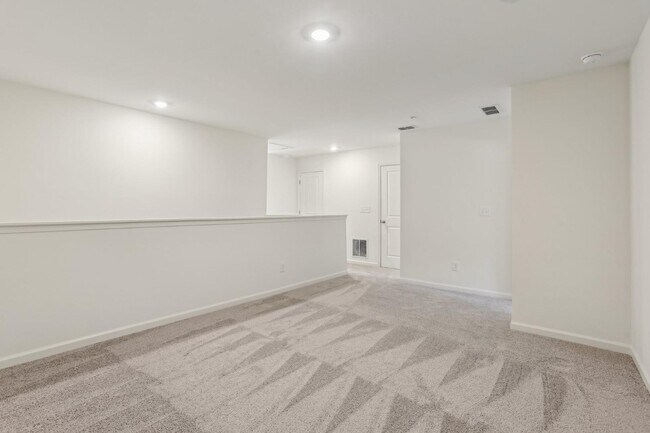 Building Photo - 1236 Fagiolo St