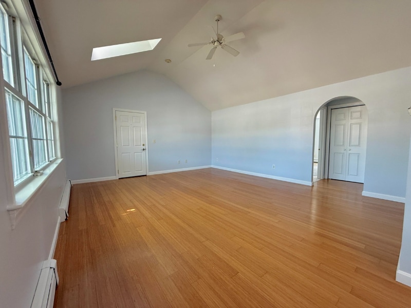 Building Photo - 56 Center St