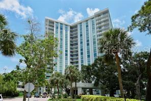 Building Photo - 1111 N Gulfstream Ave
