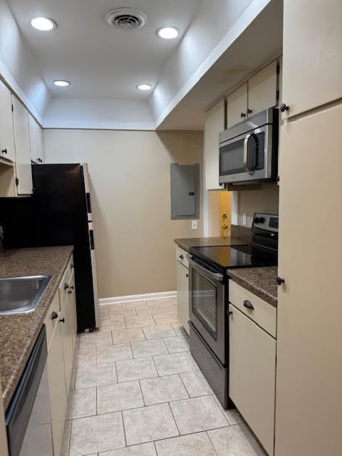 Building Photo - Spacious 1 bedroom unit in Green Hills. Gr...