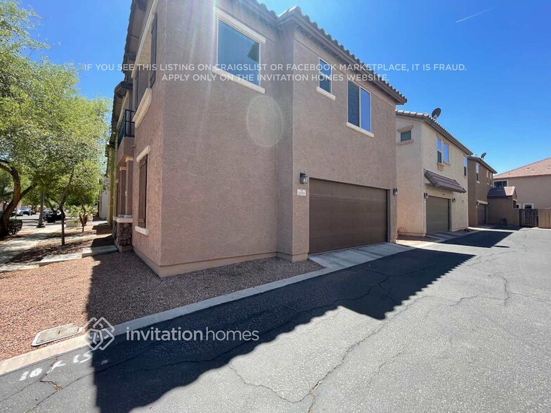 Building Photo - 1370 S Ponderosa Dr