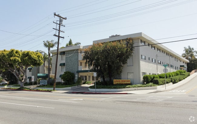 Primary Photo - West View Apartments