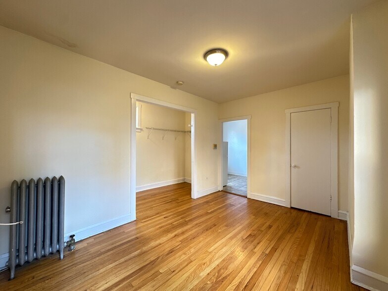 Building Photo - 2649.5 N Spaulding Ave