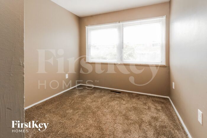 Building Photo - 665 Pimlico Dr