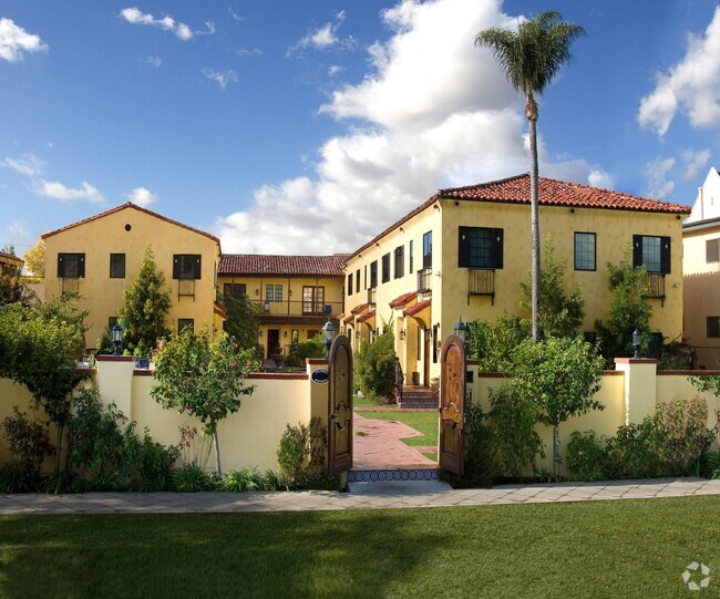 Building Photo - Trojandale Apartments