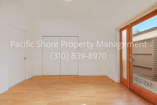 Building Photo - 543 Rose Ave