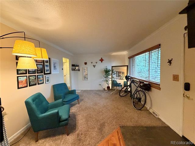 Building Photo - 9080 Cypress Dr