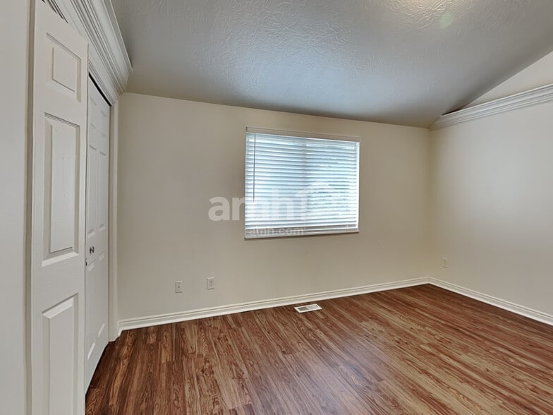 Building Photo - 2417 Nectar Way