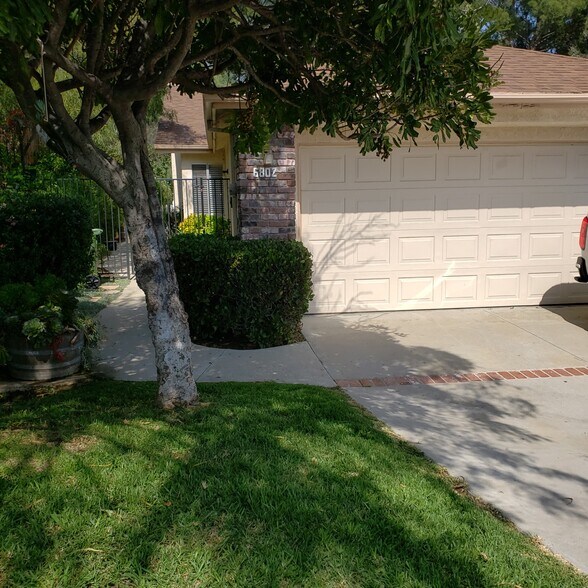 Building Photo - 6802 Chapman Pl