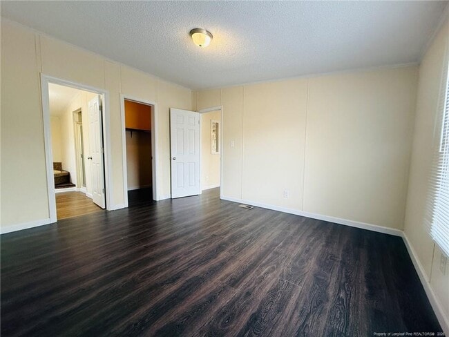 Building Photo - 37 Jefferson Ln