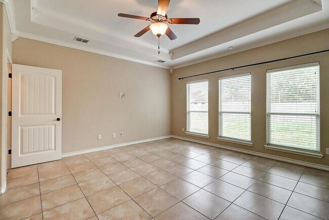 Building Photo - 2614 Wool Dr