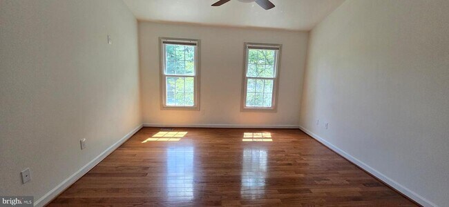Building Photo - 1 Brattle Ct