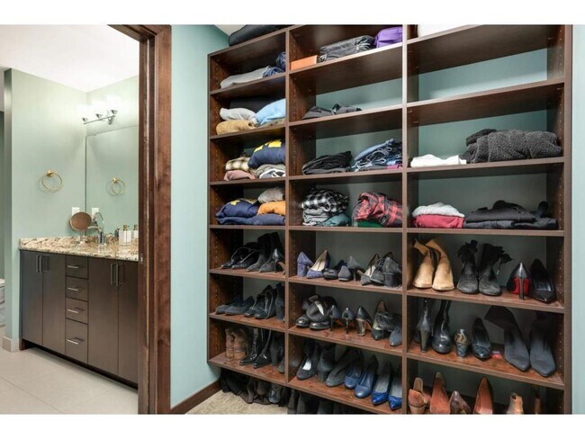 Building Photo - 1240 S 2nd St