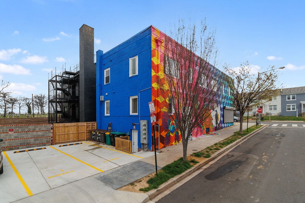 Building Photo - 1730 Trinidad Ave NE