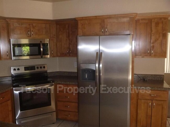 Building Photo - 9472 N Albatross Dr