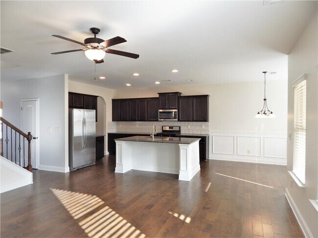 Building Photo - 2441 Melton Common Dr